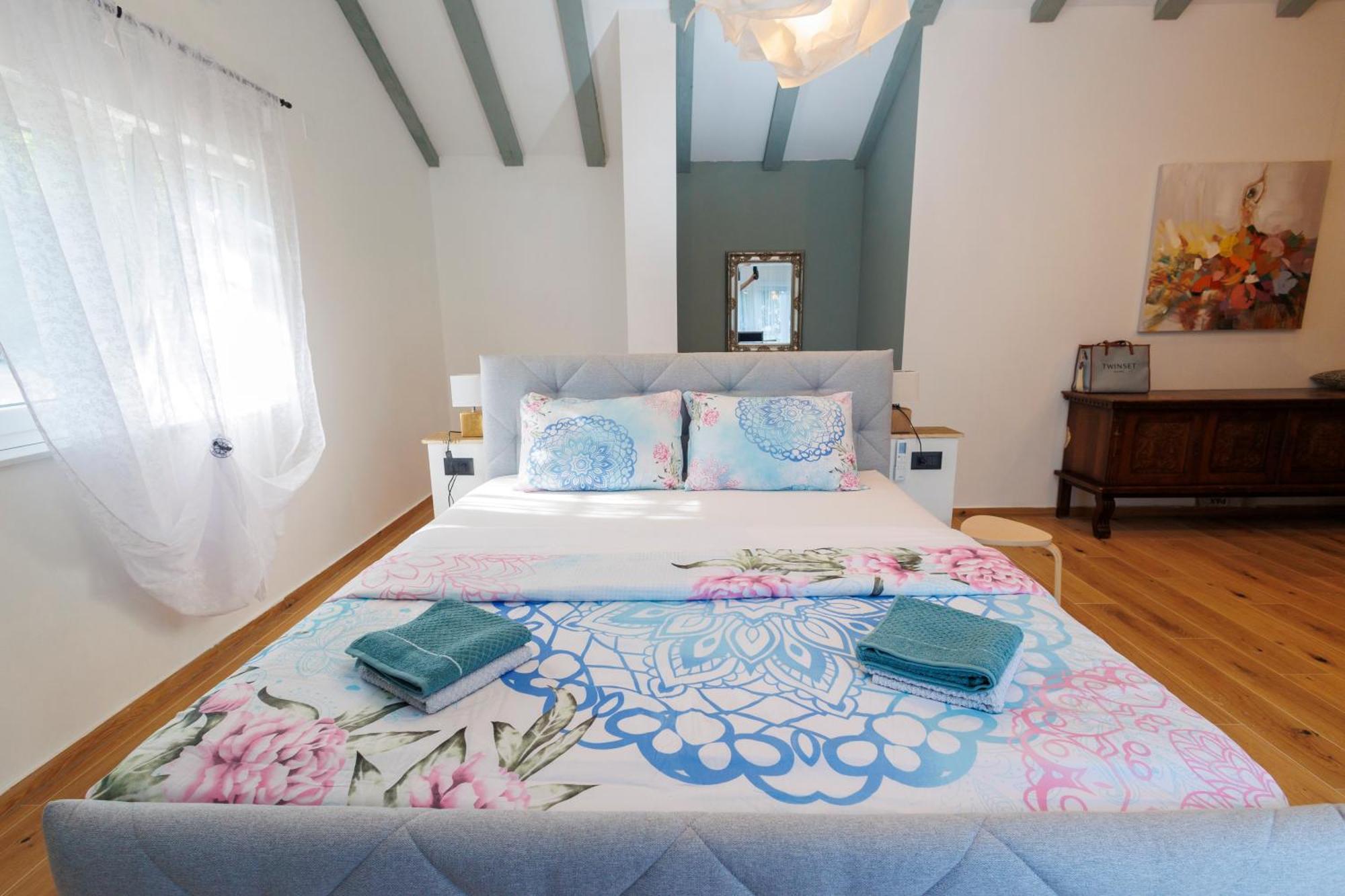 Luxury Villa Andrea Vrzika In Forest Near The Sea Zagvozd Екстериор снимка